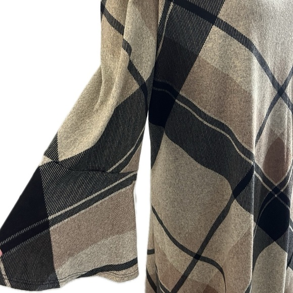 NWOT Sandra Darren Plaid (tan/black)Shift Dress - XL - Picture 4 of 7